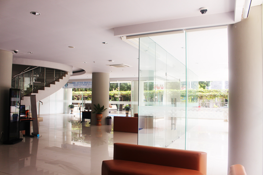 Smart Building Implementation Green Uny